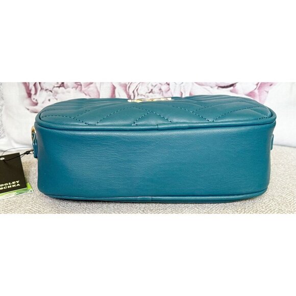 Badgley Mischka Camera Crossbody Herringbone Quilted Bag - Picture 7 of 7